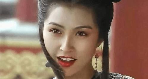 郭蔼明家世背景,出身名门，才华横溢的影视女神