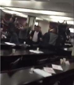 抢车牌打架背景,一场关于资源争夺的街头较量